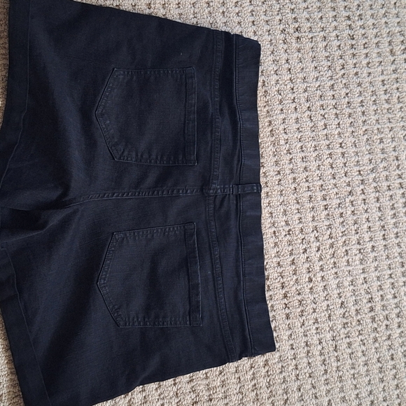 Black Pull-on Stretchy Jean Shorts Size XL 16-18 - Picture 2 of 6